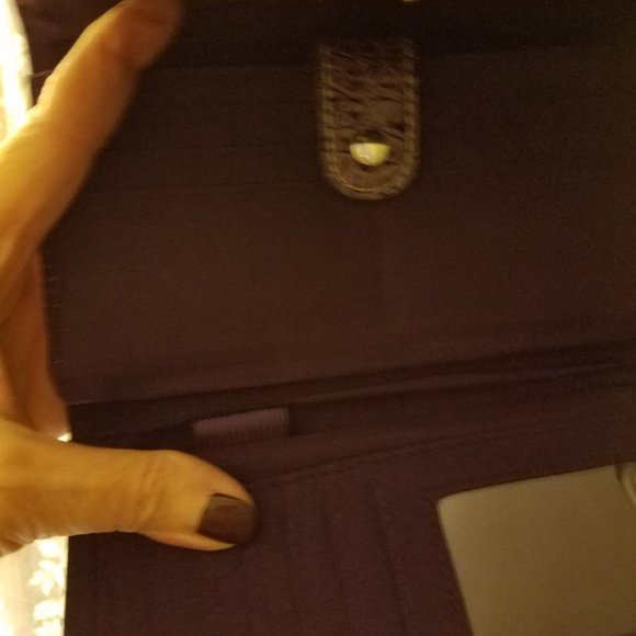 GORGEOUS PURPLE ANIMAL EMBOSSED WALLET WITH CHECK BOOK HLD AND CREDIT CARD SLOTS - Picture 9 of 13